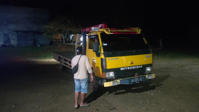 Polres Bengkayang amankan pelaku tabrak lari di Kabupaten Mempawah beserta barang bukti truk.