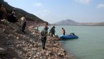 Momen Pencarian Korban Kapal Tur yang Terbalik di Bendungan Pakistan