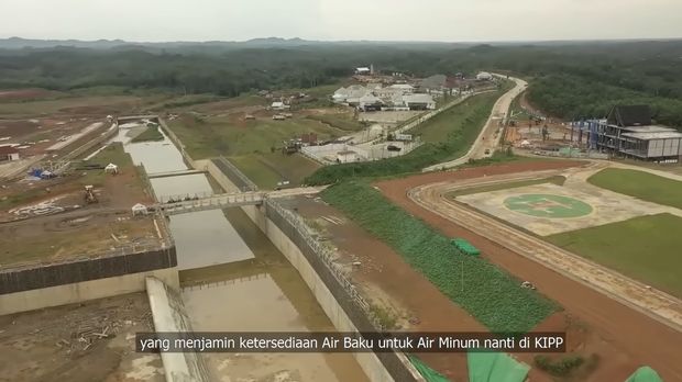 Pemerintah melalui Kementerian Pekerjaan Umum dan Perumahan Rakyat (PUPR) telah memulai pembangunan Ibu Kota Negara (IKN) Nusantara. Hingga awal tahun 2023, progres pembangunan telah mencapai 12 persen. (Tangkapan Layar Youtube Sekretariat Kabinet RI)