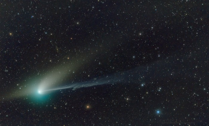 A green comet named Comet C/2022 E3 (ZTF), which last passed by our planet about 50,000 years ago and is expected to be most visible to stargazers this week, is seen journeying tens of millions of miles (km) away from Earth in this telescope image taken on December, 19, 2022. Dan Bartlett  /Handout via REUTERS    THIS IMAGE HAS BEEN SUPPLIED BY A THIRD PARTY. MANDATORY CREDIT.NO RESALES. NO ARCHIVES