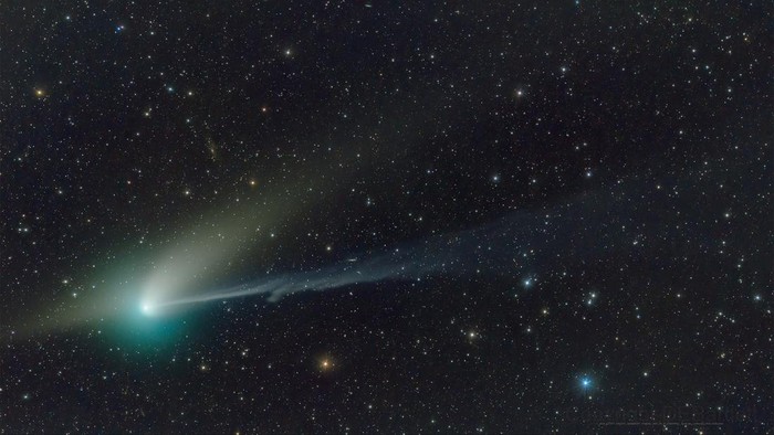 A green comet named Comet C/2022 E3 (ZTF), which last passed by our planet about 50,000 years ago and is expected to be most visible to stargazers this week, is seen journeying tens of millions of miles (km) away from Earth in this telescope image taken on December, 19, 2022. Dan Bartlett  /Handout via REUTERS    THIS IMAGE HAS BEEN SUPPLIED BY A THIRD PARTY. MANDATORY CREDIT.NO RESALES. NO ARCHIVES
