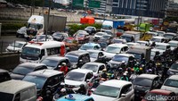 Kemacetan ini terpantau sekitar pukul 09.30 WIB.
