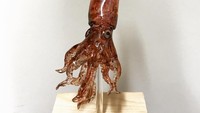 Bentuk-bentuk lolipop unik ini umumnya berasal dari hewan seperti ikan, kerang, cumi, gurita, kura-kura, kuda, musang, hingga kodok. Foto: Instagram @shinri_tezuka
