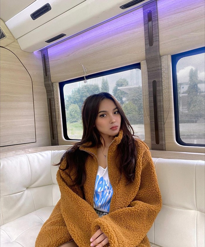 shakira jasmine