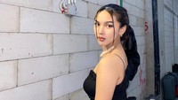 Saat jadi tamu dalam konten YouTube Ini Bukan Talkshow, Shakira Jasmine mengungkapkan hal yang bikin insecure. (Foto: dok Instagram)