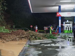Longsor di Rest Area 429A Tol Semarang-Solo, Begini Kondisinya