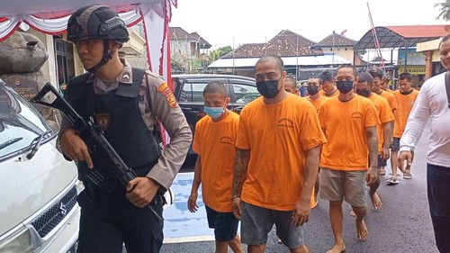 Delapan tersangka narkoba dibekuk Satresnarkoba Polres Badung.