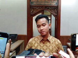 Digandeng Mega di Semarang, Gibran Ngaku Dapat Banyak Pesan