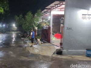 Tanggul Sementara Rembes, Perum Dinar Indah Semarang Sempat Tergenang