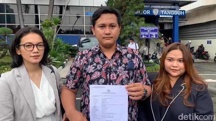 Advokat Zico Leonard Djagardo Simanjuntak di Polda Metro Jaya