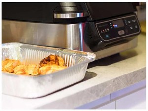 Apakah Wadah Aluminium Foil Aman Dipanaskan dalam Air Fryer?