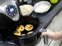 Apa Benar Masak Pakai Air Fryer Sebabkan Kanker?