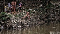 Pj Gubernur DKI Jakarta Heru Budi Hartono menyampaikan, saat ini dia berfokus merampungkan normalisasi di kawasan Jakarta Timur dan Jakarta Selatan. Menurutnya, dua wilayah ini membutuhkan upaya pengendalian banjir.