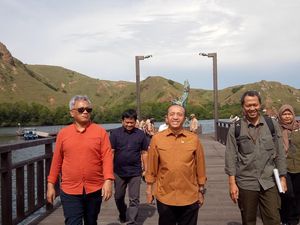 Sekjen KLHK dan Dubes RI untuk UNESCO Tinjau Sarpras Wisata Pulau Rinca