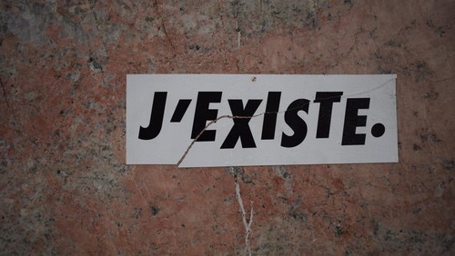 Ilustrasi eksistensi.