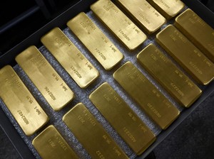 Harga Emas Tembus Rekor Baru!