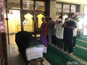 Shinta Ratri Keluhkan Asam Lambung Sebelum Wafat, Opname Sejak Senin