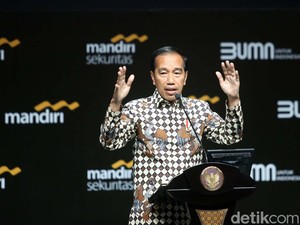 Jokowi Ramal Ekonomi RI 2022 Tumbuh 5,3%