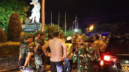 Polres Badung mengamankan jalur yang akan dilalui Presiden Jokowi saat kunjungankerja ke Buleleng dan Jembrana, termasuk mengecek jalur rawan macet.