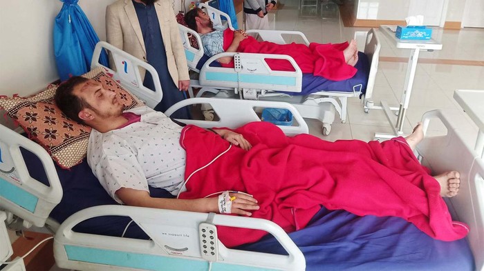 Kondisi Korban Luka Akibat Bom di Masjid Pakistan Serangan bom bunuh diri tidak hanya menimbulkan korban jiwa. Ledakan bom itu juga mengakibatkan korban luka. Begini kondisinya.