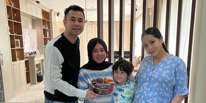 Mbak Lala Mbak Lala