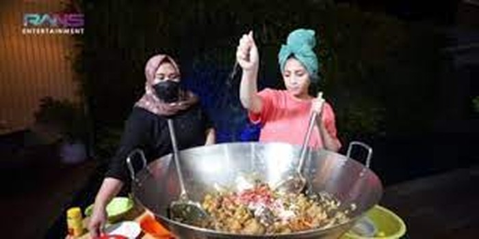 Mbak Lala Mbak Lala
