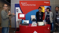 Guna mendukung transformasi digital, Telkomsel Enterprise juga mempersembahkan smart manufacturing yang bisa dijajal untuk memudahkan perusahaan.