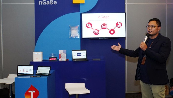 Percepatan Transformasi Digital di Segmen Korporasi Industri 4.0 Telkomsel Enterprise menjawab kebutuhan percepatan transformasi digital di segmen korporasi guna mendorong penguatan pencapaian Industri 4.0 yang lebih inklusif dan berkelanjutan di Indonesia.