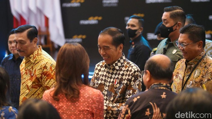 Potret Jokowi Bicara Hilirisasi Industri di Mandiri Investment Forum 2023 Potret Jokowi Bicara Hilirisasi Industri di Mandiri Investment Forum 2023