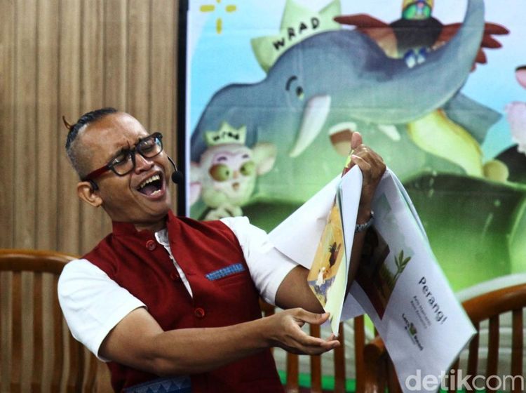 Serunya Peringatan Hari Membaca Nyaring Sedunia di TIM