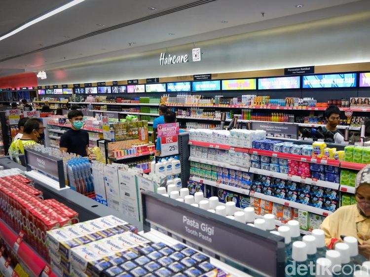 Relaunching Gerai di PIM 2, Watsons Hadirkan Konsep Baru