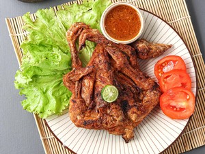 3 Resep Masakan Lombok yang Sedap, Sambal Plecing Kangkung hingga Ayam Taliwang