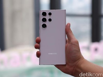 Menggenggam Samsung Galaxy S23 Ultra Harga Rp 20 Juta