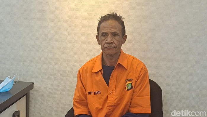 Serial killer Wowon Erawan alias Aki (60), tersangka pembunuhan berantai di Bekasi dan Cianjur.