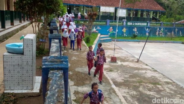 Suasana SDN 2 Pamulihan di Kuningan.