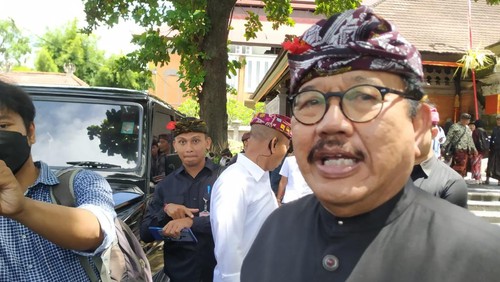 Wagub Bali Cok Ace mengaku kelangkaan minyak goreng, khususnya merek Minyakita. Hal ini dikarenakan harganya yang murah dan pasokan terbatas.