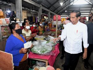 Akui Harga Beras Naik, Jokowi: Operasi Pasar Besar-besaran!