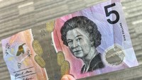 Rencananya wajah Ratu Elizabeth akan diganti dengan desain baru bergambar pribumi. (Mladen Antonov/AFP via Getty Images)  