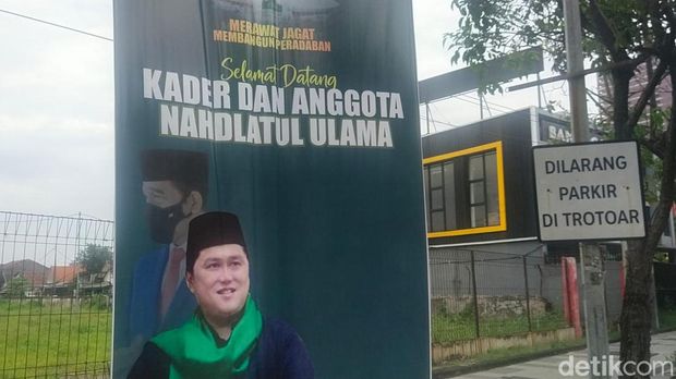 Baliho Erick Thohir 1 abad NU