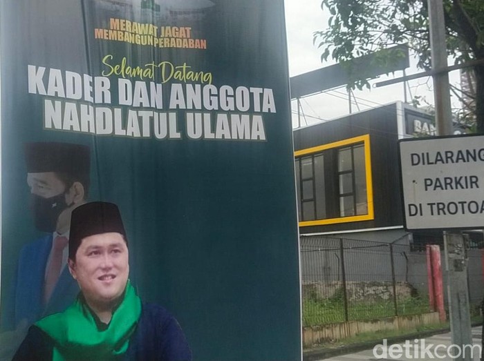 Baliho Erick Thohir 1 abad NU