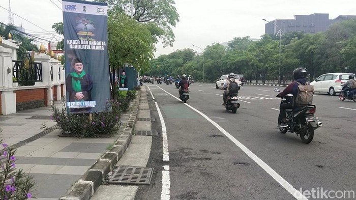 Baliho Erick Thohir 1 abad NU