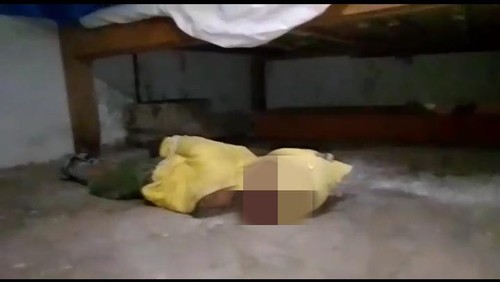 Tangkapan layar balita yang disekap dengan tangan-kaki diikat di TTS, NTT.