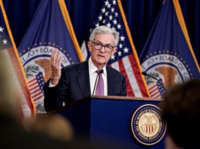 Bank Sentral AS The Fed Naikkan Suku Bunga Sebesar 0,25%