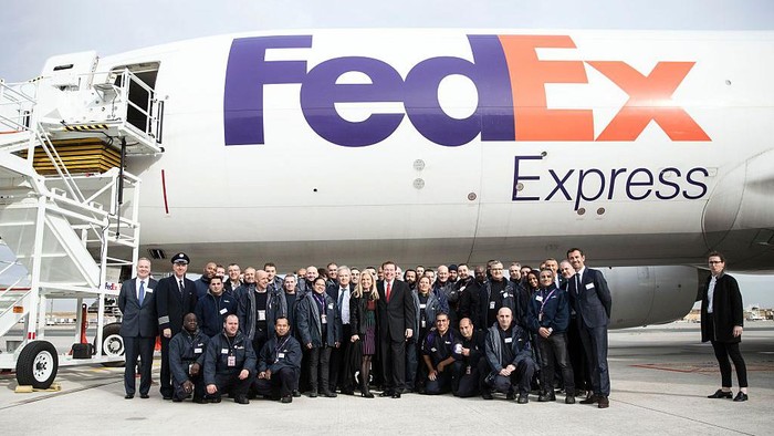 Duh..FedEx Bakal PHK 10% Karyawan, Petinggi-Direktur Ikut Dipangkas? Badai pemutusan hubungan kerja (PHK) masih terus melanda perusahaan-perusahaan raksasa dunia. Kali ini giliran FedEx yang terkena guncangannya.