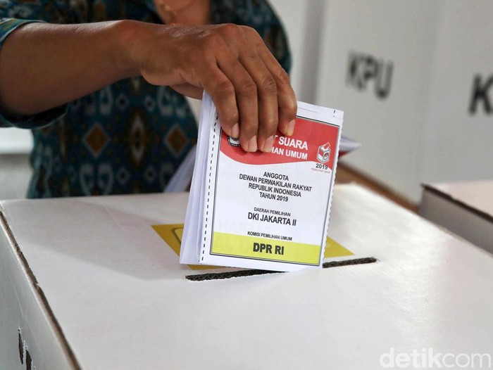 Ilustrasi Surat Suara