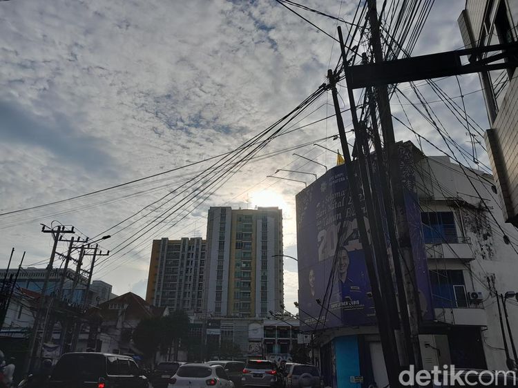 Penampakan Terkini Ruas Jalan di Medan yang Diproyeksikan Bebas Kabel