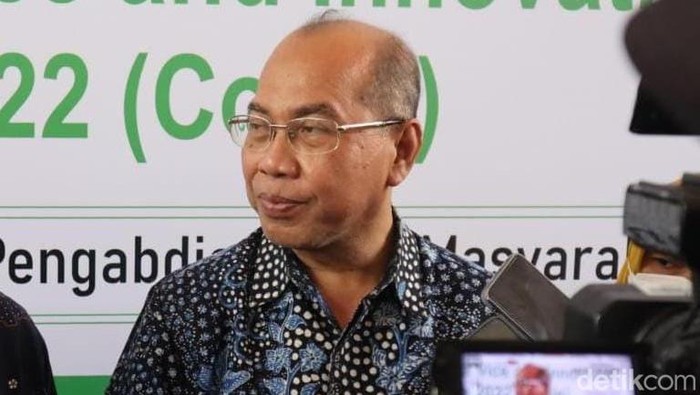 Ketua Pengurus Wilayah (PW) Muhammadiyah Jatim Sukadiono
