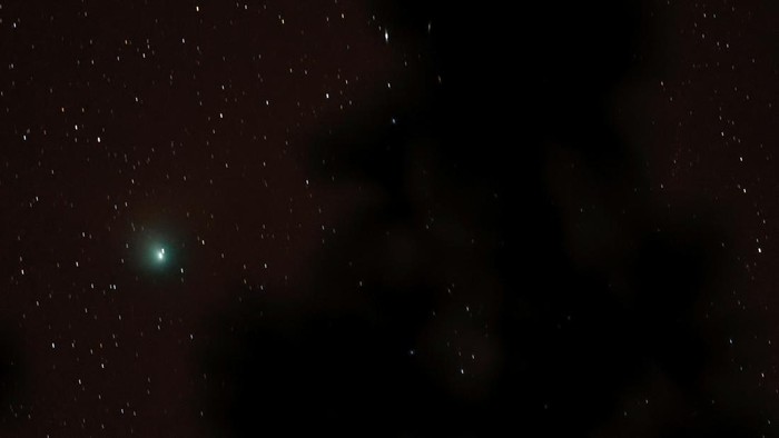 A green comet named Comet C/2022 E3 (ZTF), which last passed by our planet about 50,000 years ago, is seen from the Pico de las Nieves, in the island of Gran Canaria, Spain, February 1, 2023. REUTERS/Borja Suarez      TPX IMAGES OF THE DAY