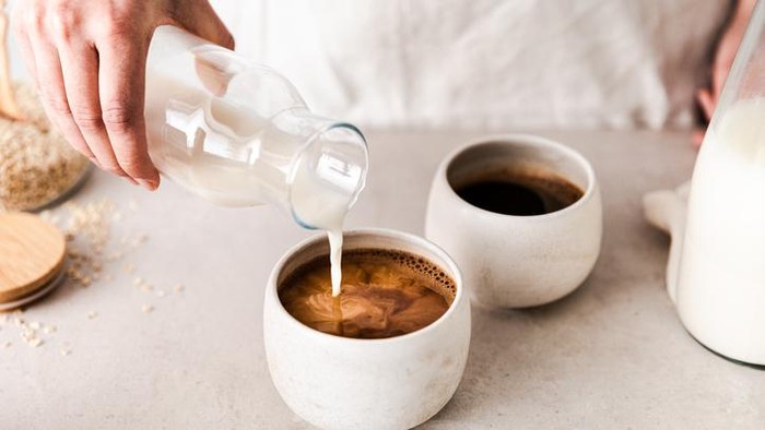 Manfaat minum kopi dicampur susu