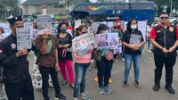 Sebelumnya, terdakwa Henry Surya divonis tidak bersalah dalam kasus dugaan penipuan penggelapan dana Koperasi Simpan Pinjam (KSP) Indosurya. Hal ini sontak menuai sorakan kekecewaan dari para korban. Mereka jelas ingin hakim memutuskan Henry Surya bersalah karena telah menggelapkan uang Rp 106 Triliun.